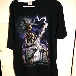 Vintage skeleton t-shirt